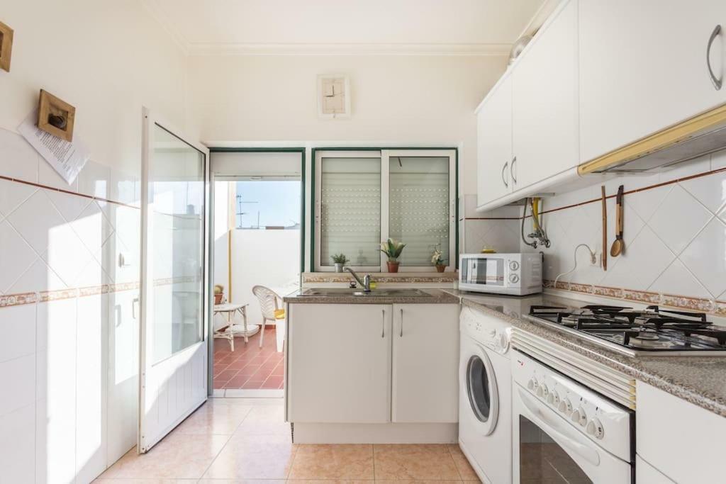 Home4U - Cosy Apartment With Fantastic Terrace Cabanas De Tavira Bagian luar foto